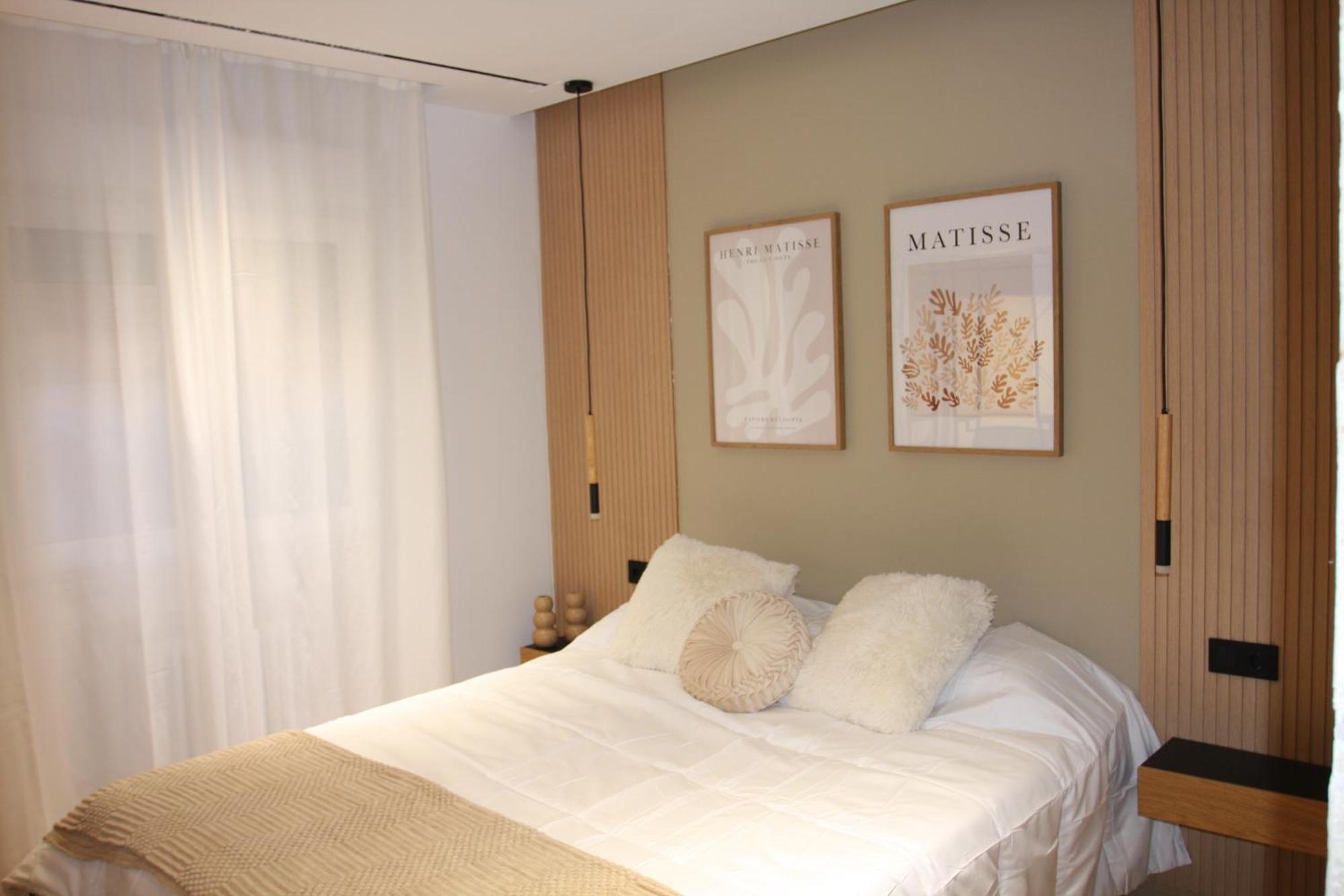 Apartamentos La Herradura Toneles Haro Luaran gambar