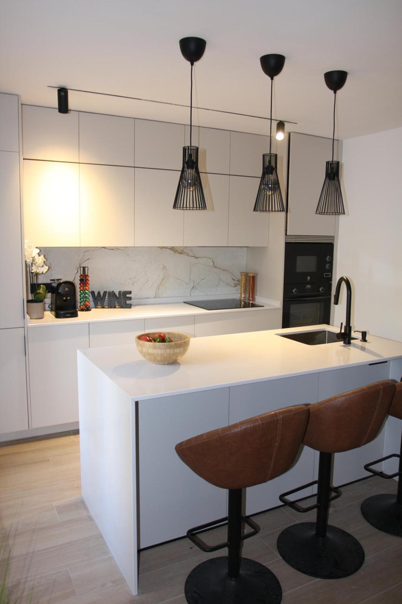 Apartamentos La Herradura Toneles Haro Luaran gambar