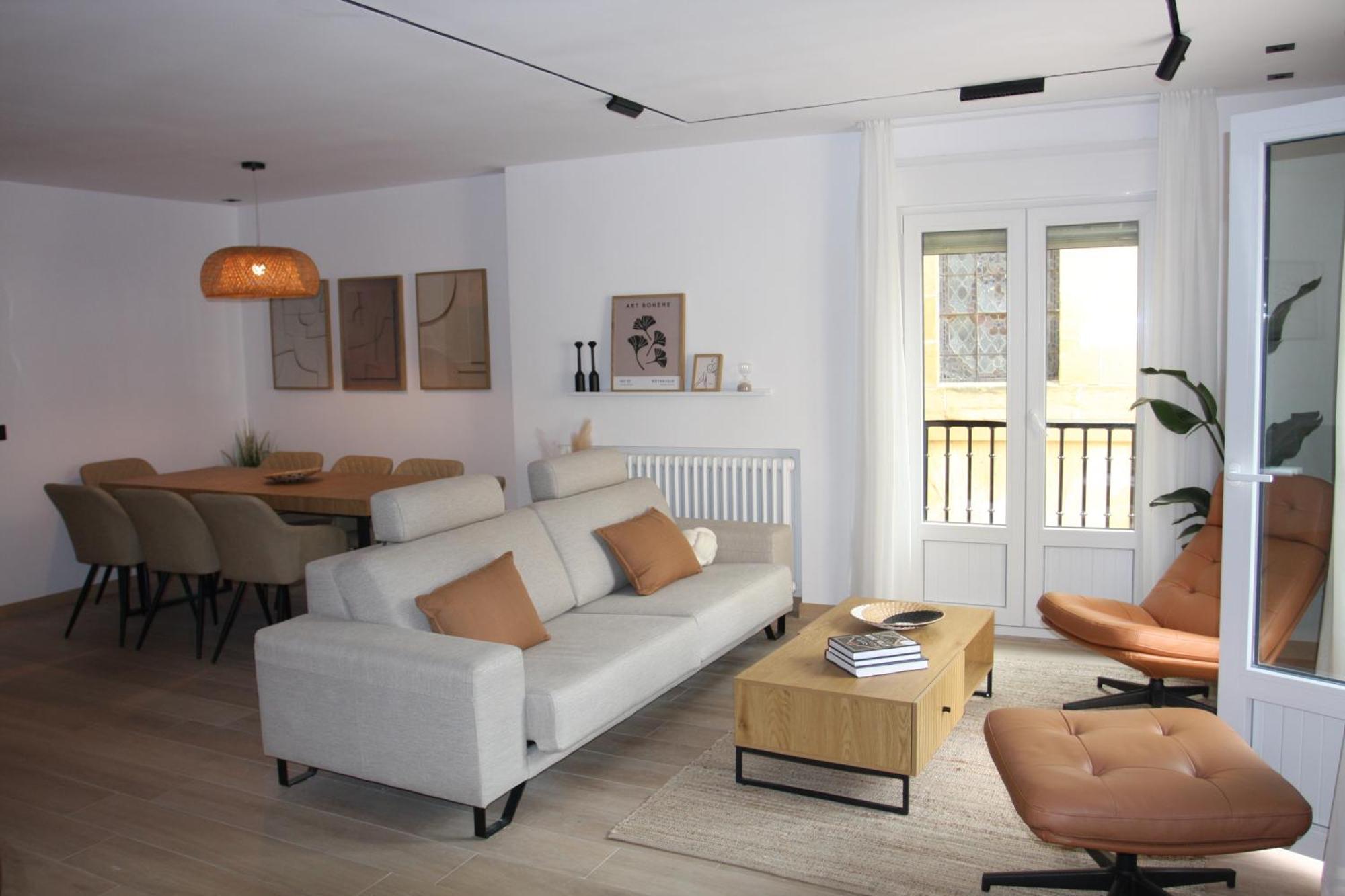 Apartamentos La Herradura Toneles Haro Luaran gambar
